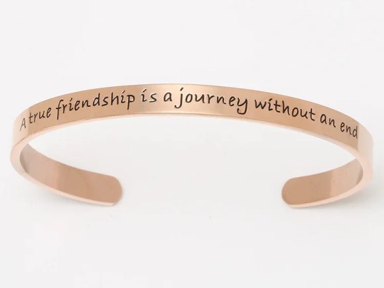  "The Ultimate Travel Bracelet: Your Must-Have Accessory for Every Adventure"